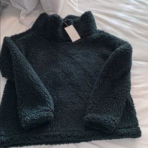 Women’s Sherpa Cowl Neck - BNWT ***